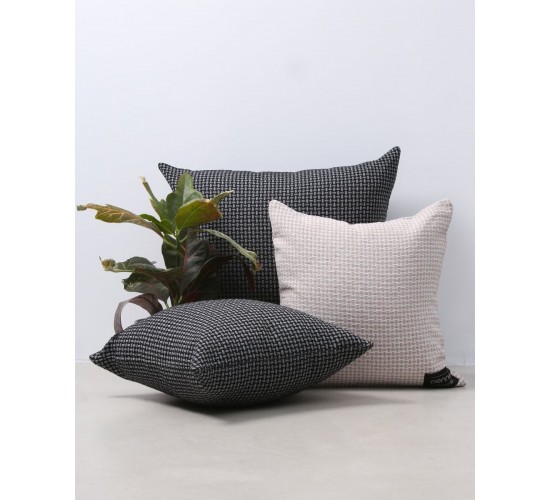 Διακοσμητική μαξιλαροθήκη Puerto Mudrin με σχέδιο rice 35x45cm Μπεζ