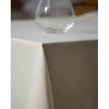 Μονόχρωμο Τραπεζομάντηλο Super Soft Julien σε 6 Αποχρώσεις 6 ατόμων Μπεζ