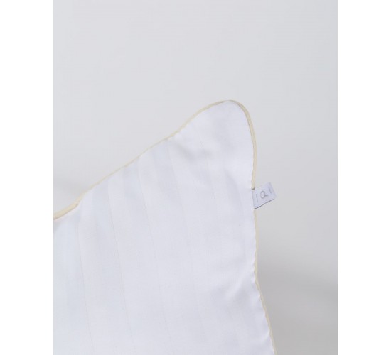 Σκληρό Μαξιλάρι Ύπνου με Μπεζ Ρέλι Studio 900gr 50x70cm 50x70cm Άσπρο