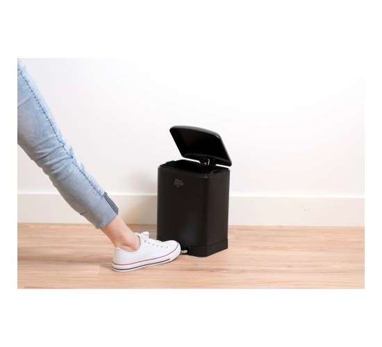 Κάδος Πεντάλ 6L Soft Close Μαύρος DIRT DEVIL