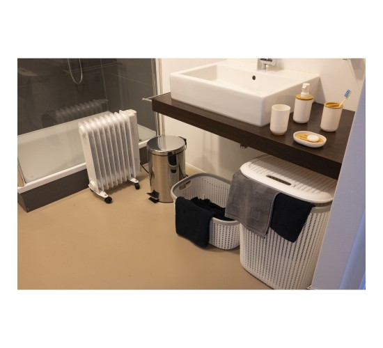 Ηλεκτρικό Καλοριφέρ Λαδιού 9 Φέτες Λευκό 2000W ALPINA