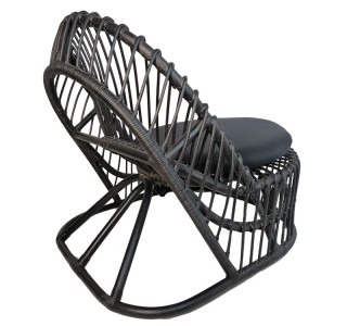 Πολυθρόνα Tromso paakoworld pe rattan σε μαύρη απόχρωση με μαύρο μαξιλάρι 80x85x98εκ Υλικό: TEAK WOOD 343-000094